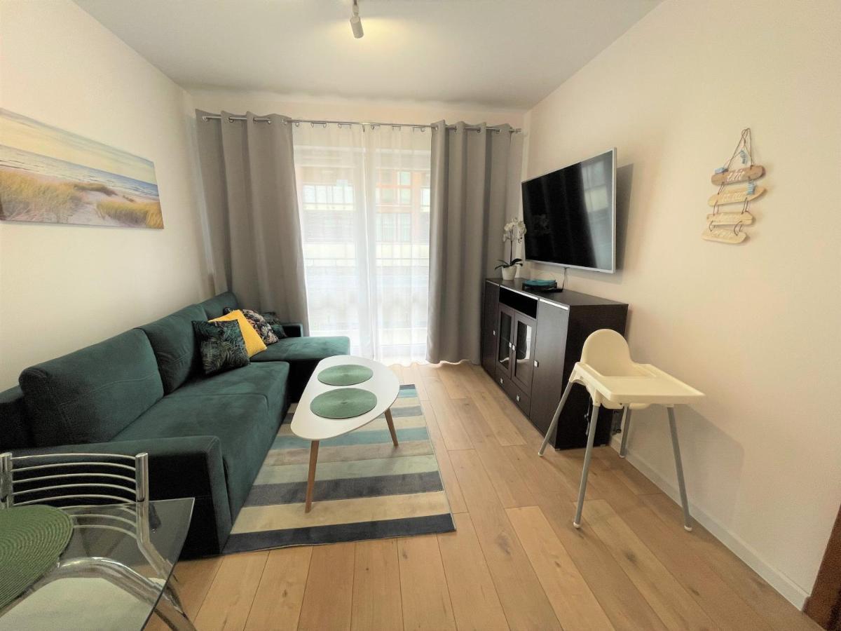 Al-Dom Apartament Ogrodowa Bocianie Gniazdo Z Garazem Kolobrzeg Exterior photo