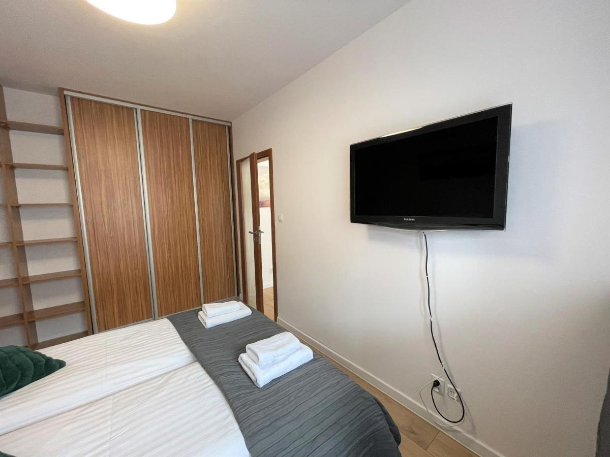 Al-Dom Apartament Ogrodowa Bocianie Gniazdo Z Garazem Kolobrzeg Exterior photo